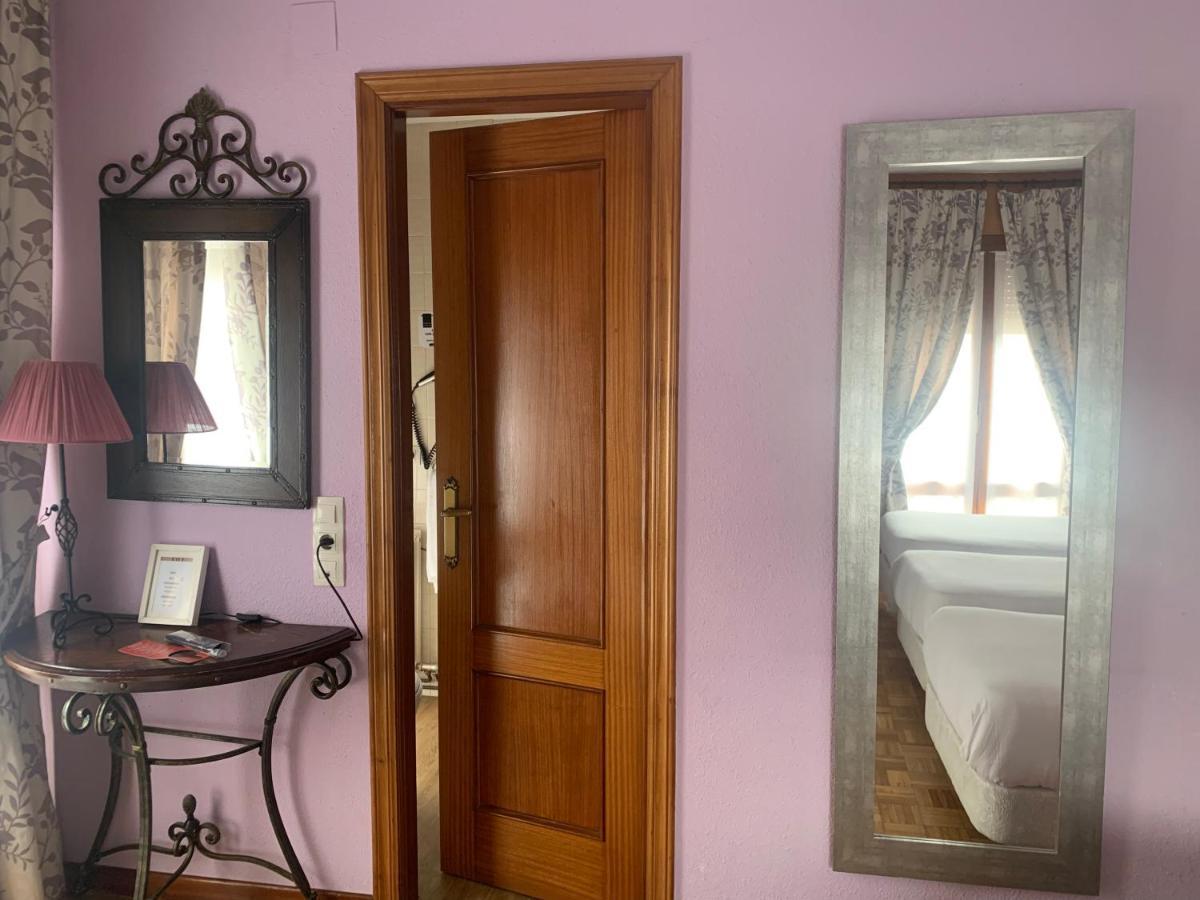 Hostal Docar Lerma Εξωτερικό φωτογραφία