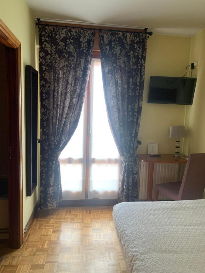 Hostal Docar Lerma Εξωτερικό φωτογραφία