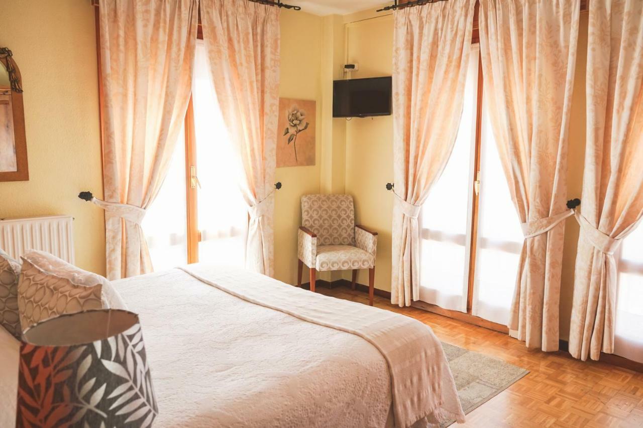 Hostal Docar Lerma Εξωτερικό φωτογραφία